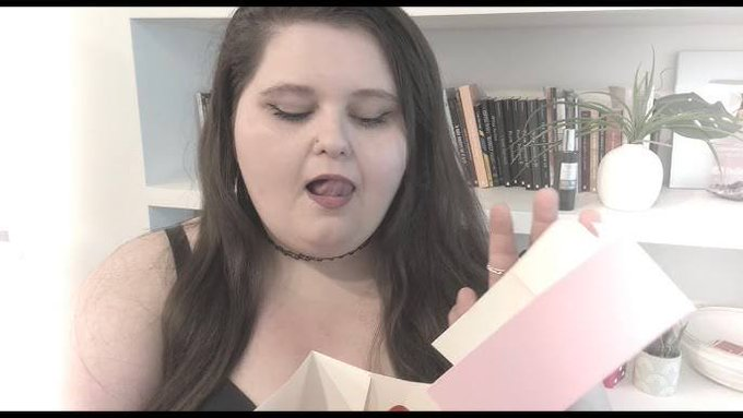 Amberlyn Reid Crumbl Cookie Porn Video Leaked (WATCH 18+)