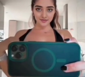 Aanya Advani Xxx Nude Video (WATCH FULL VIDEO 18+) Aanya Advani Xxx Nude Video (WATCH FULL VIDEO 18+)