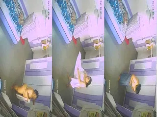 Desi Aunty Boobs Captured On Video (FULL VIDEO 18+)