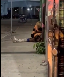 Nikki Capocci xxx Sidewalk Porn Video Leaked  (FULL VIDEO 18+) Nikki Capocci xxx