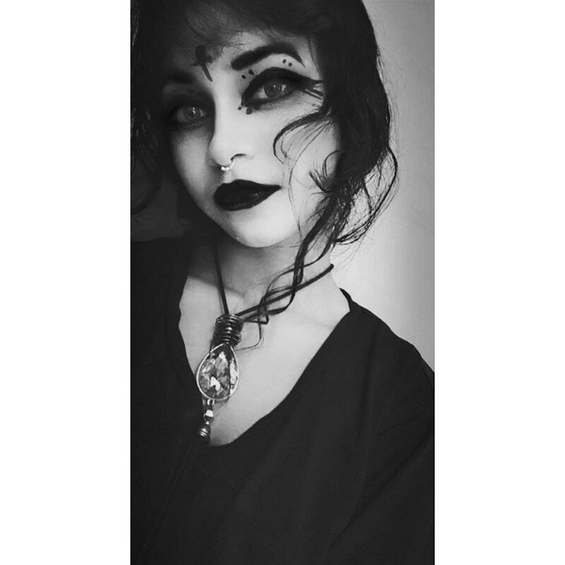 Razz Indian Girl Nudes Flaunting Her Boobs