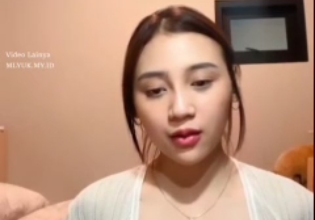 Cewek Imut Telanjang Demi Xxx Video (FULL VIDEO 18+)