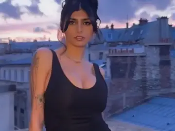 Famous Actor And Model Mia Khalifa Xxx Video Teasing In Bikini Latest Onlyfans Private Clip  (FULL VIDEO 18+) Famous Actor And Model Mia Khalifa Xxx Video Teasing In Bikini Latest Onlyfans Private Clip (FULL VIDEO 18+)