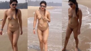 Indian Lady Walks Naked In The Beach (FULL VIDEO 18+)