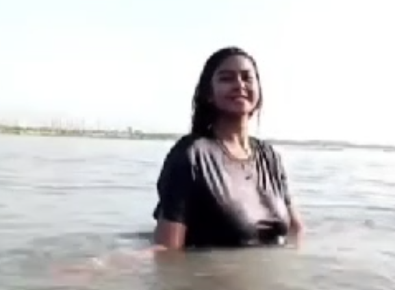 Youtuber Riya Vlog Viral Video