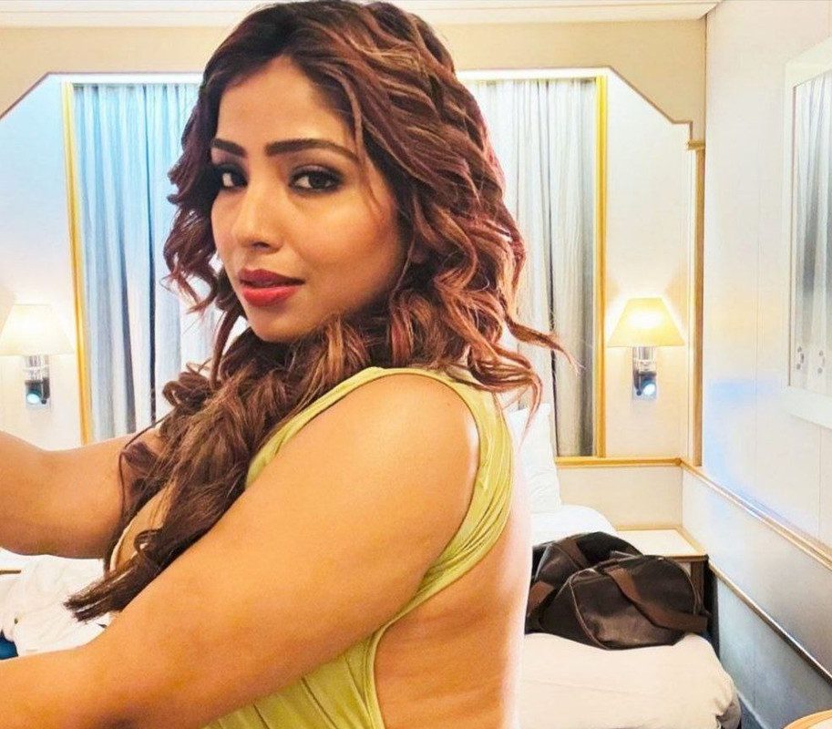 Indian Actress Aayusi Jaiswal Xxx Video (FULL VIDEO 18+)