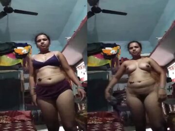 Divorced bhabhi stripping bra and panty viral MMS (FULL VIDEO 18+) Divorced bhabhi stripping bra and panty viral MMS